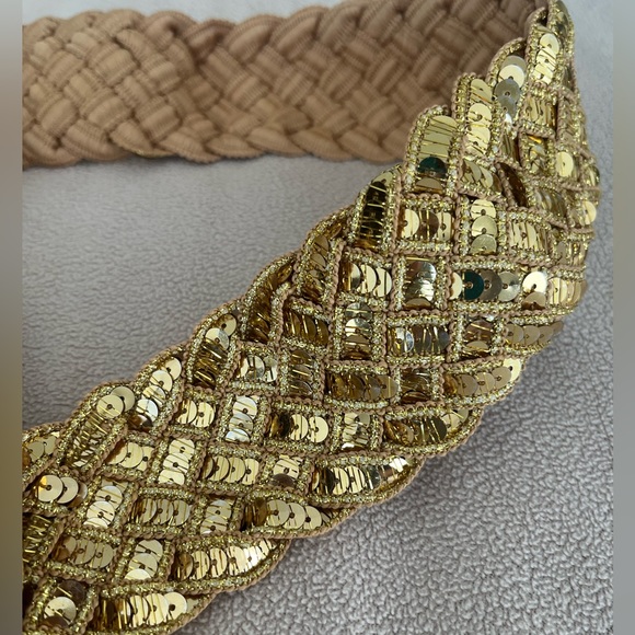 Golden belt - Picture 2 of 6